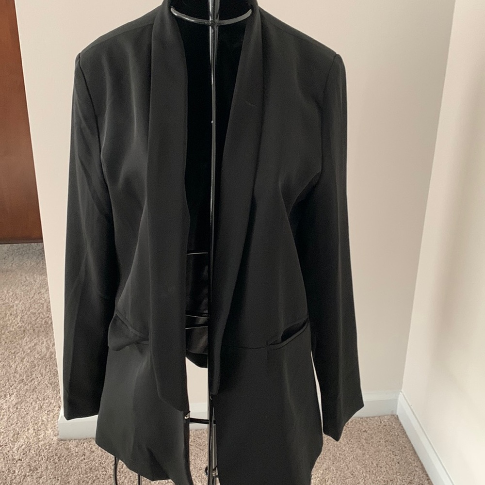 Urban Coco Black Blazer